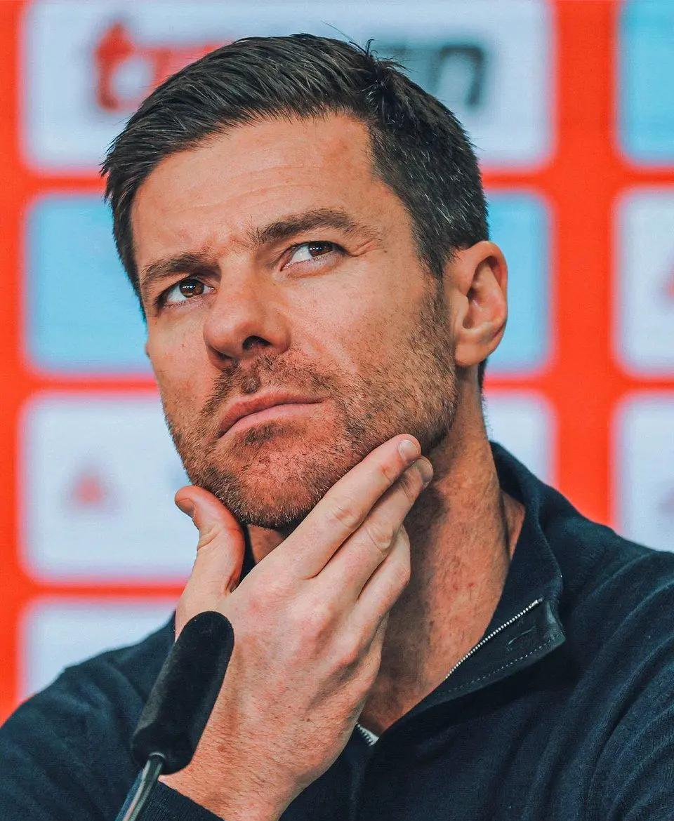 里程碑夜斯图加特绝杀压哨，德国杯冲刺阶段刷纪录，目标明确，临场指挥获称赞的简单介绍