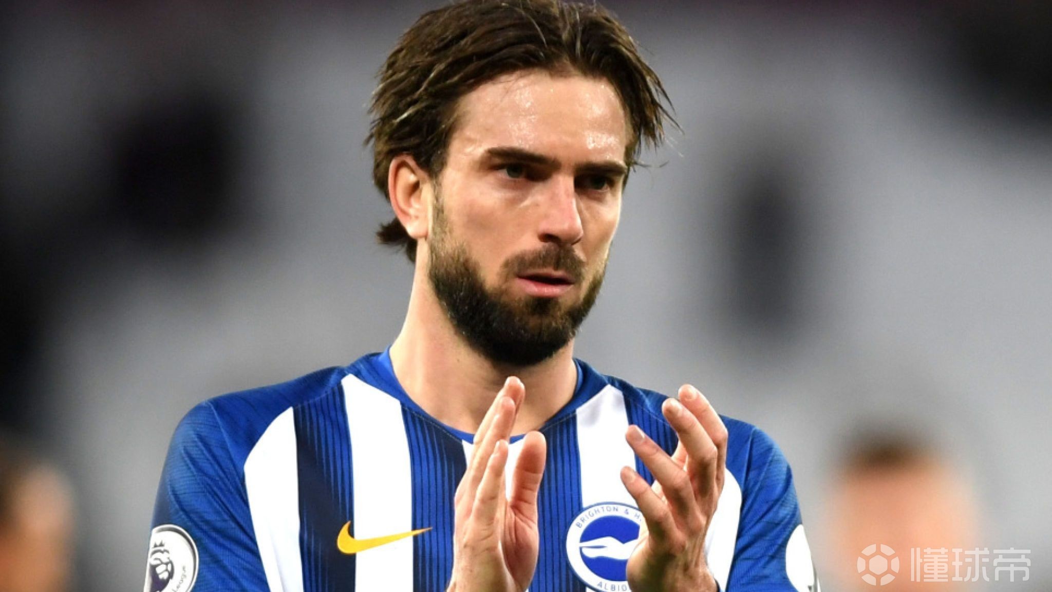 包含埃因霍温内部会议纪要流出——今晚复出首秀，意大利杯使命明确，心理建设被强调的词条